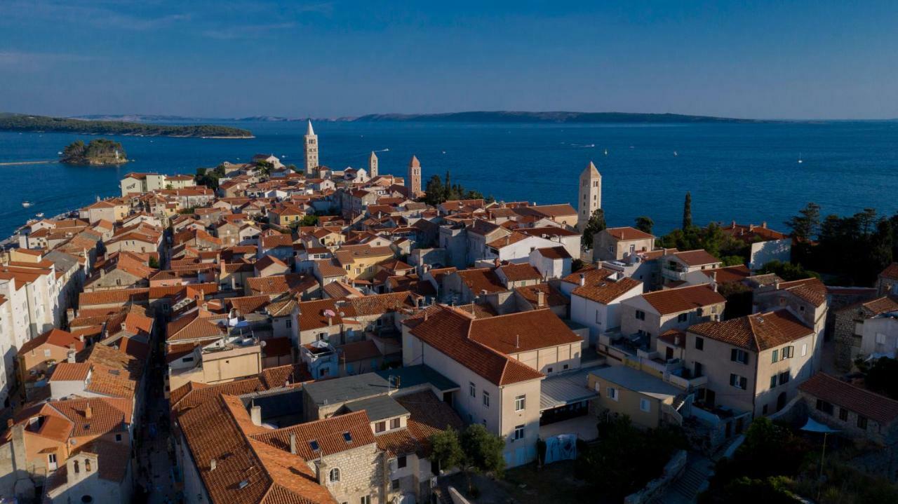 Villa Santino Rab Town Buitenkant foto